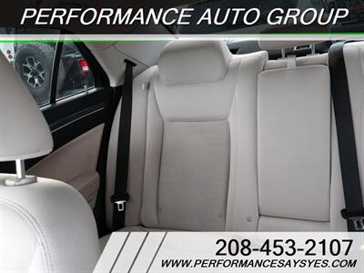 2020 Chrysler 300 Touring   - Photo 15 - Caldwell, ID 83605