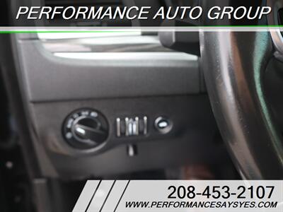 2020 Chrysler 300 Touring   - Photo 18 - Caldwell, ID 83605