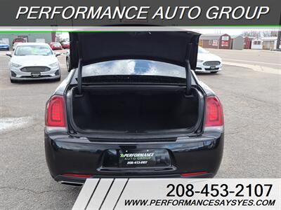 2020 Chrysler 300 Touring   - Photo 7 - Caldwell, ID 83605