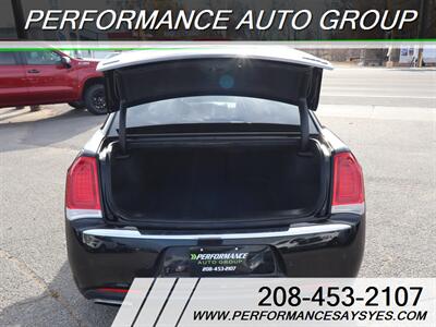 2015 Chrysler 300 C   - Photo 35 - Caldwell, ID 83605