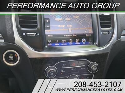 2015 Chrysler 300 C   - Photo 42 - Caldwell, ID 83605