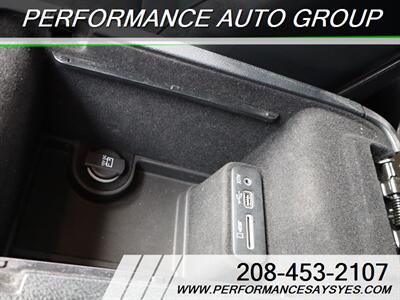 2015 Chrysler 300 C   - Photo 25 - Caldwell, ID 83605