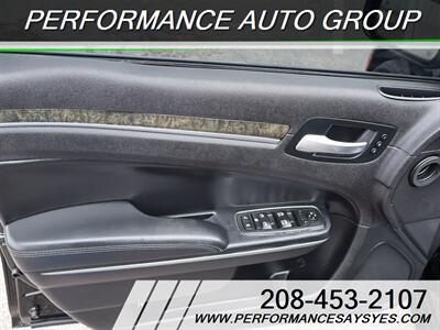 2015 Chrysler 300 C   - Photo 15 - Caldwell, ID 83605