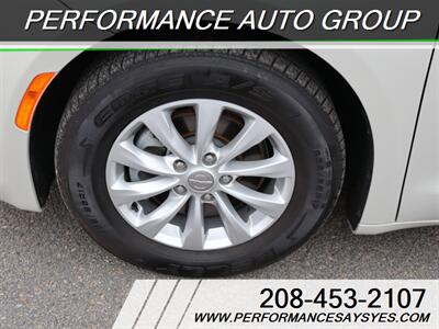 2017 Chrysler Pacifica Touring Plus - Photo 32 - Caldwell, ID 83605