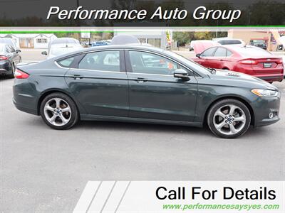 2015 Ford Fusion SE   - Photo 2 - Caldwell, ID 83605