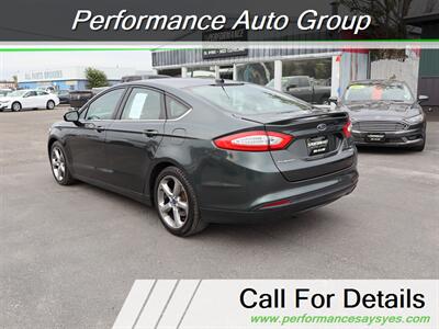 2015 Ford Fusion SE   - Photo 5 - Caldwell, ID 83605