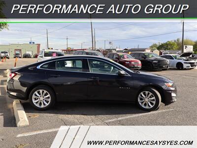 2022 Chevrolet Malibu LT   - Photo 2 - Caldwell, ID 83605