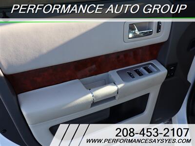 2010 Ford Flex Limited   - Photo 14 - Caldwell, ID 83605