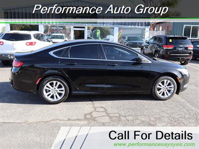 2015 Chrysler 200 Limited   - Photo 8 - Caldwell, ID 83605