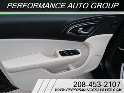 2016 Chrysler 200 Limited   - Photo 28 - Caldwell, ID 83605