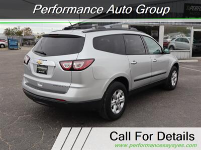 2015 Chevrolet Traverse LS   - Photo 3 - Caldwell, ID 83605