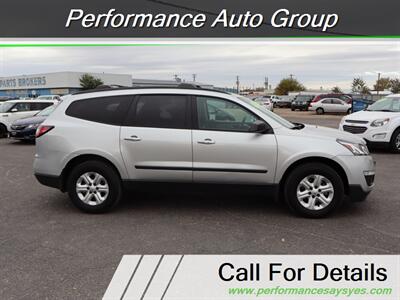 2015 Chevrolet Traverse LS   - Photo 2 - Caldwell, ID 83605