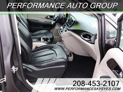 2020 Chrysler Voyager LXi - Photo 9 - Caldwell, ID 83605