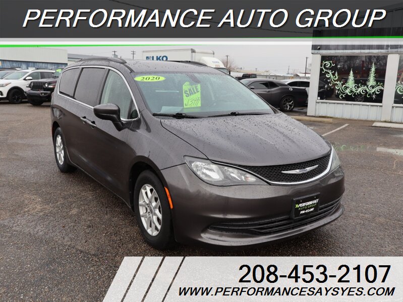 2020 Chrysler Voyager LXi   - Photo 1 - Caldwell, ID 83605