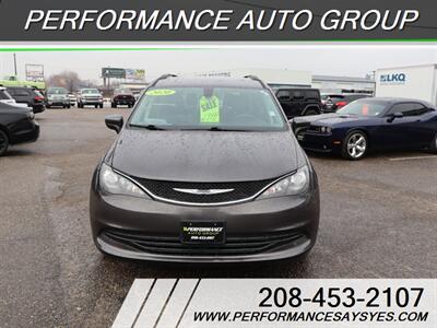 2020 Chrysler Voyager LXi - Photo 2 - Caldwell, ID 83605