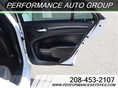 2014 Chrysler 300 S   - Photo 21 - Caldwell, ID 83605
