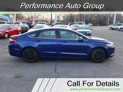 2013 Ford Fusion SE   - Photo 2 - Caldwell, ID 83605