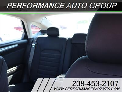 2013 Ford Fusion SE   - Photo 12 - Caldwell, ID 83605