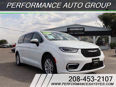 2023 Chrysler Pacifica Touring L Minivan