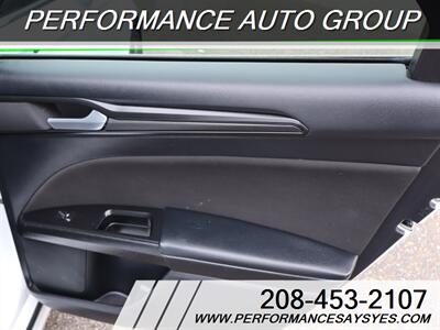 2018 Ford Fusion SE   - Photo 12 - Caldwell, ID 83605