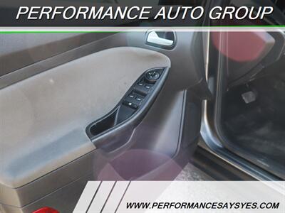 2014 Ford Focus SE   - Photo 15 - Caldwell, ID 83605