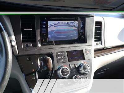 2017 Toyota Sienna XLE 8-Passenger - Photo 16 - Caldwell, ID 83605