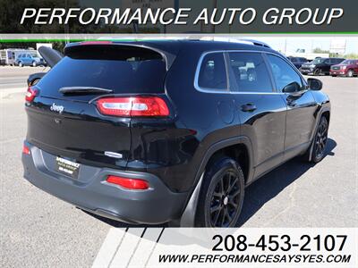 2017 Jeep Cherokee Latitude   - Photo 7 - Caldwell, ID 83605