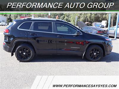 2017 Jeep Cherokee Latitude   - Photo 8 - Caldwell, ID 83605