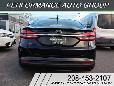 2017 Ford Fusion SE   - Photo 4 - Caldwell, ID 83605