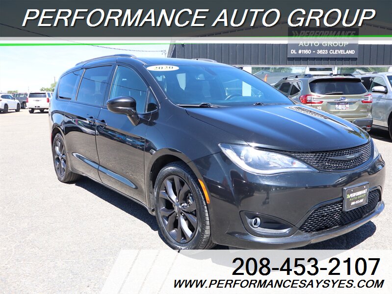 2020 Chrysler Pacifica Touring L Plus  