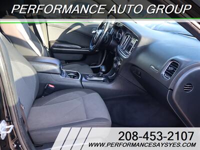 2018 Dodge Charger SXT - Photo 4 - Caldwell, ID 83605