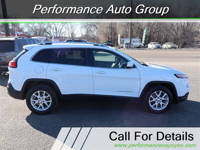 2015 Jeep Cherokee Latitude   - Photo 2 - Caldwell, ID 83605