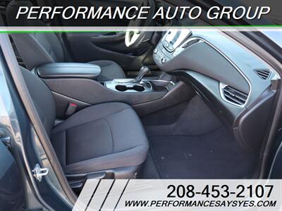2020 Chevrolet Malibu LT   - Photo 9 - Caldwell, ID 83605