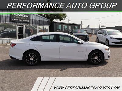 2021 Chevrolet Malibu LT   - Photo 8 - Caldwell, ID 83605