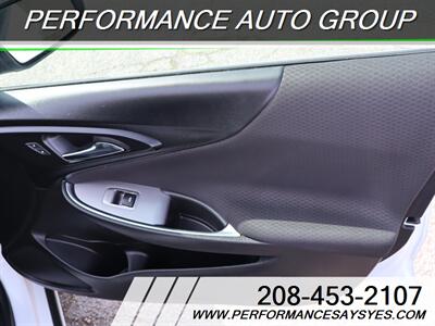 2021 Chevrolet Malibu LT   - Photo 10 - Caldwell, ID 83605