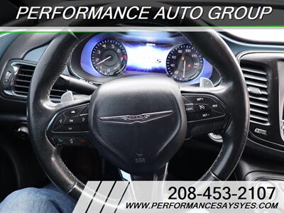 2015 Chrysler 200 S   - Photo 19 - Caldwell, ID 83605