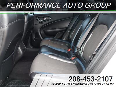 2015 Chrysler 200 S   - Photo 17 - Caldwell, ID 83605