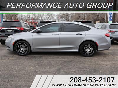 2015 Chrysler 200 S   - Photo 14 - Caldwell, ID 83605