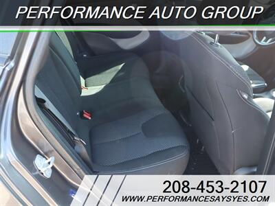 2015 Dodge Dart SXT   - Photo 10 - Caldwell, ID 83605