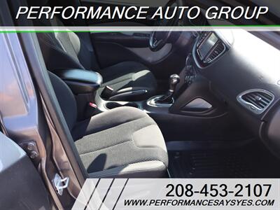 2015 Dodge Dart SXT   - Photo 9 - Caldwell, ID 83605