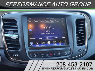 2015 Chrysler 200 C   - Photo 18 - Caldwell, ID 83605
