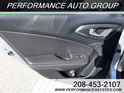 2015 Chrysler 200 C   - Photo 11 - Caldwell, ID 83605