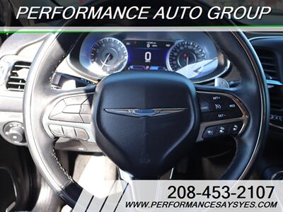 2015 Chrysler 200 C   - Photo 16 - Caldwell, ID 83605