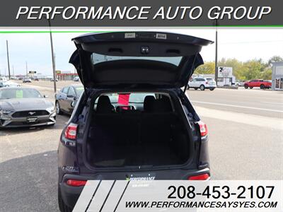 2016 Jeep Cherokee Sport   - Photo 16 - Caldwell, ID 83605