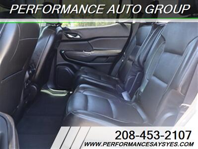 2018 GMC Acadia SLT-1   - Photo 13 - Caldwell, ID 83605