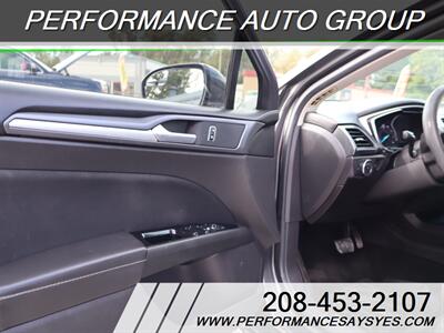 2016 Ford Fusion SE   - Photo 11 - Caldwell, ID 83605