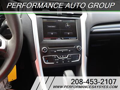 2016 Ford Fusion SE   - Photo 19 - Caldwell, ID 83605