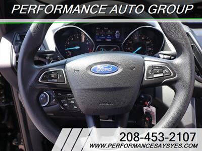 2017 Ford Escape SE   - Photo 16 - Caldwell, ID 83605