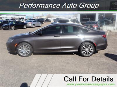 2016 Chrysler 200 S   - Photo 6 - Caldwell, ID 83605