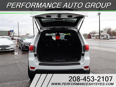 2015 Jeep Grand Cherokee Laredo   - Photo 9 - Caldwell, ID 83605